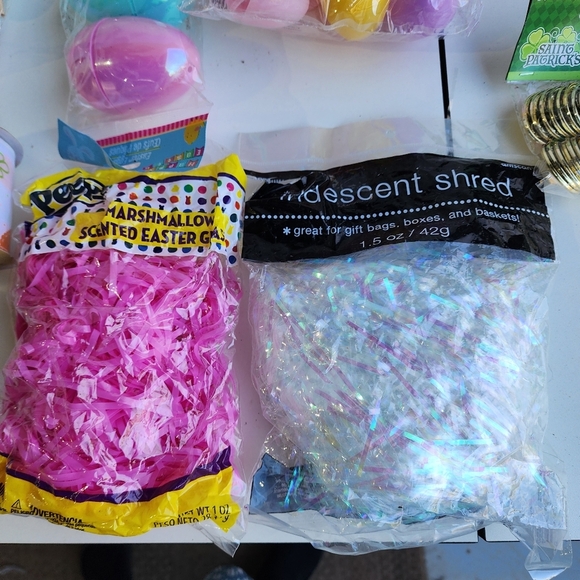 Colorful Easter Party Supplies Set - Picture 3 of 9